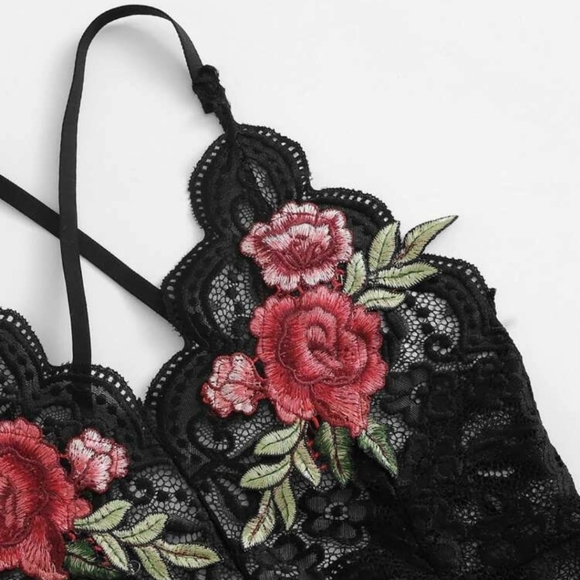 SOLD*Merc*Lace Bodysuit - Picture 4 of 4